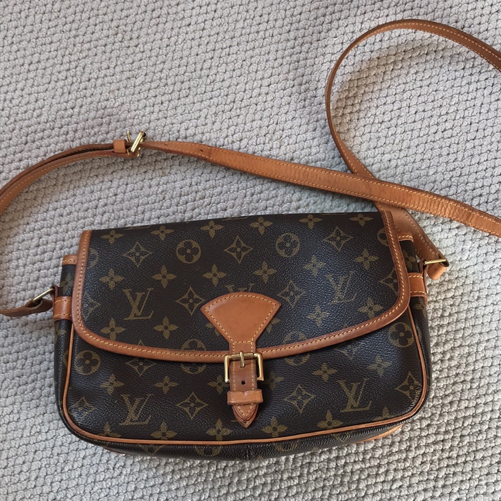 Louis Vuitton Monogram Sologne Crossbody